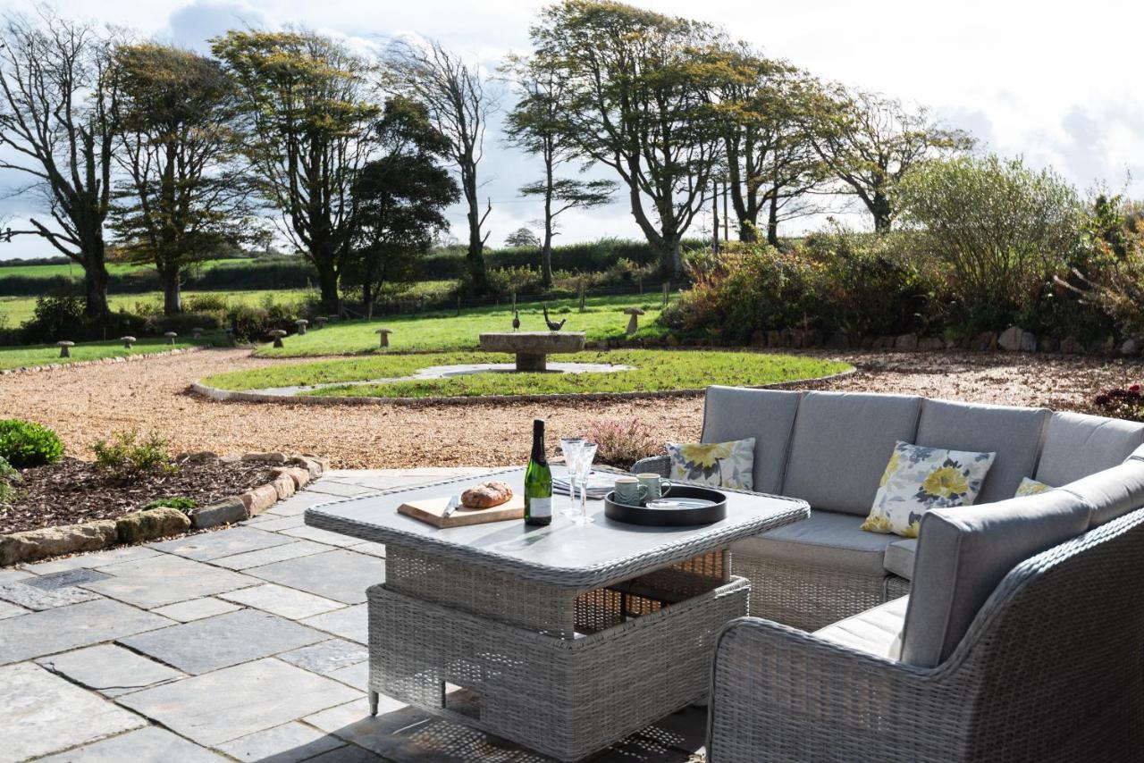 Trevidgeowe Farmhouse Bed & Breakfast Bodmin Dış mekan fotoğraf